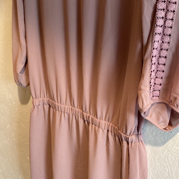 Dress - Picture 4 of 6